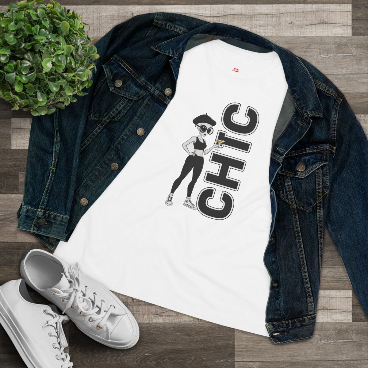 Eccentric Trendz Ladies' V-Neck CHIC GRAPHIC TEE