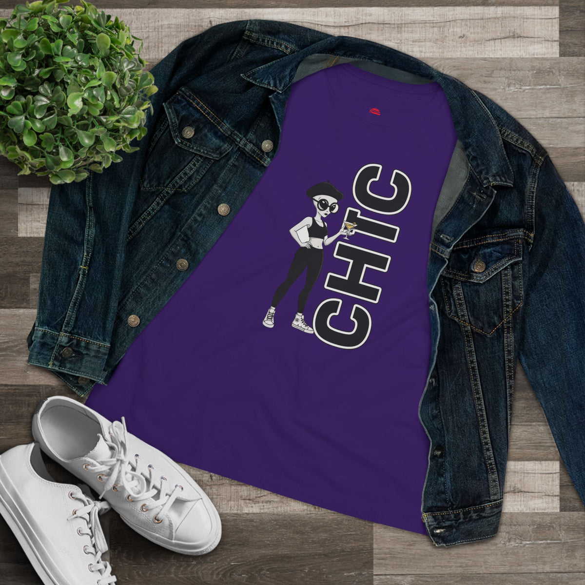 Eccentric Trendz Ladies' V-Neck CHIC GRAPHIC TEE